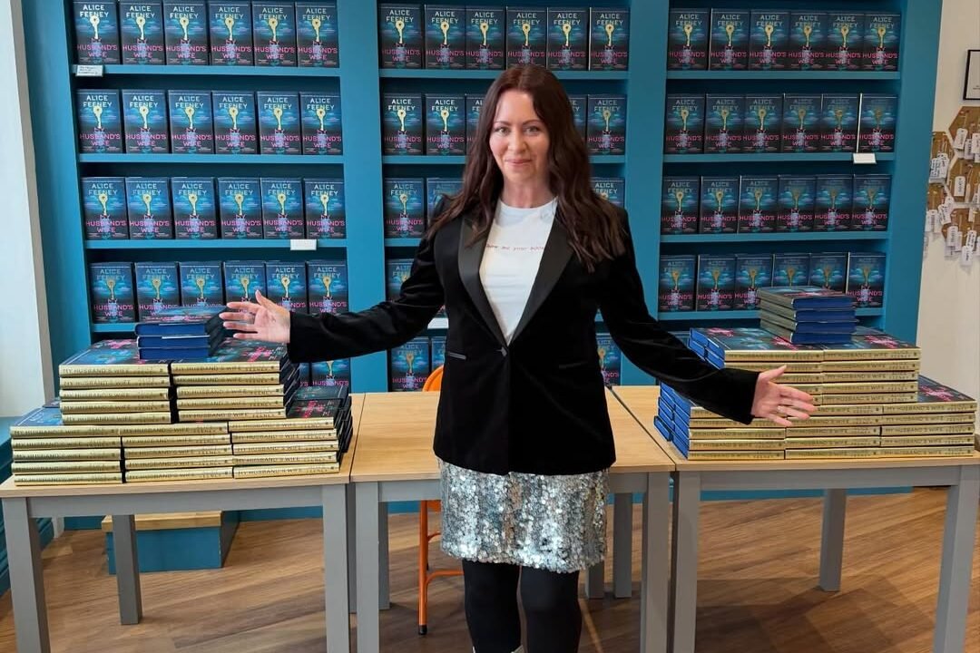 SOURCE: alicewriterland via Instagram 