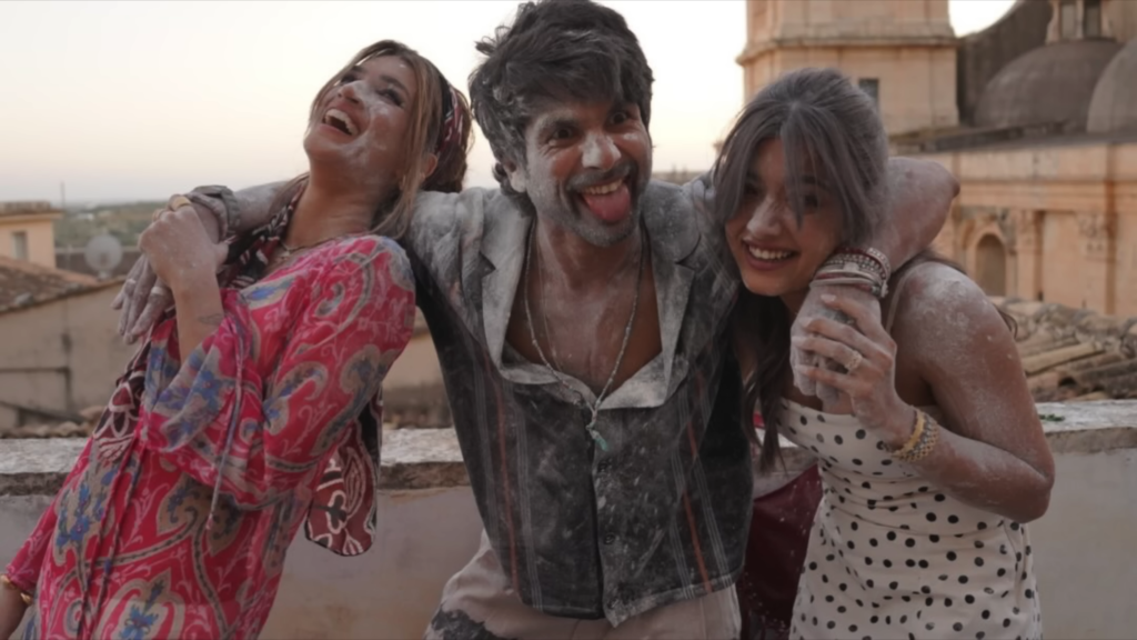 image credit: @FilmiIndian via youtube