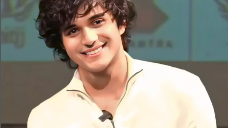 Image credit : @abhay_verma_fangirl  via Instagram